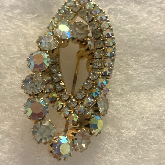 Vintage Gold and Silver AB Crystals Brooch - Picture 2 of 3